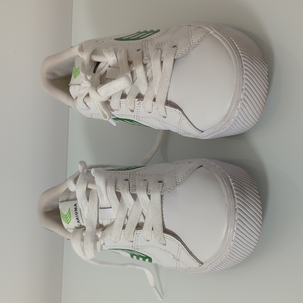 Cariuma Salvas sneakers - Picture 2 of 13